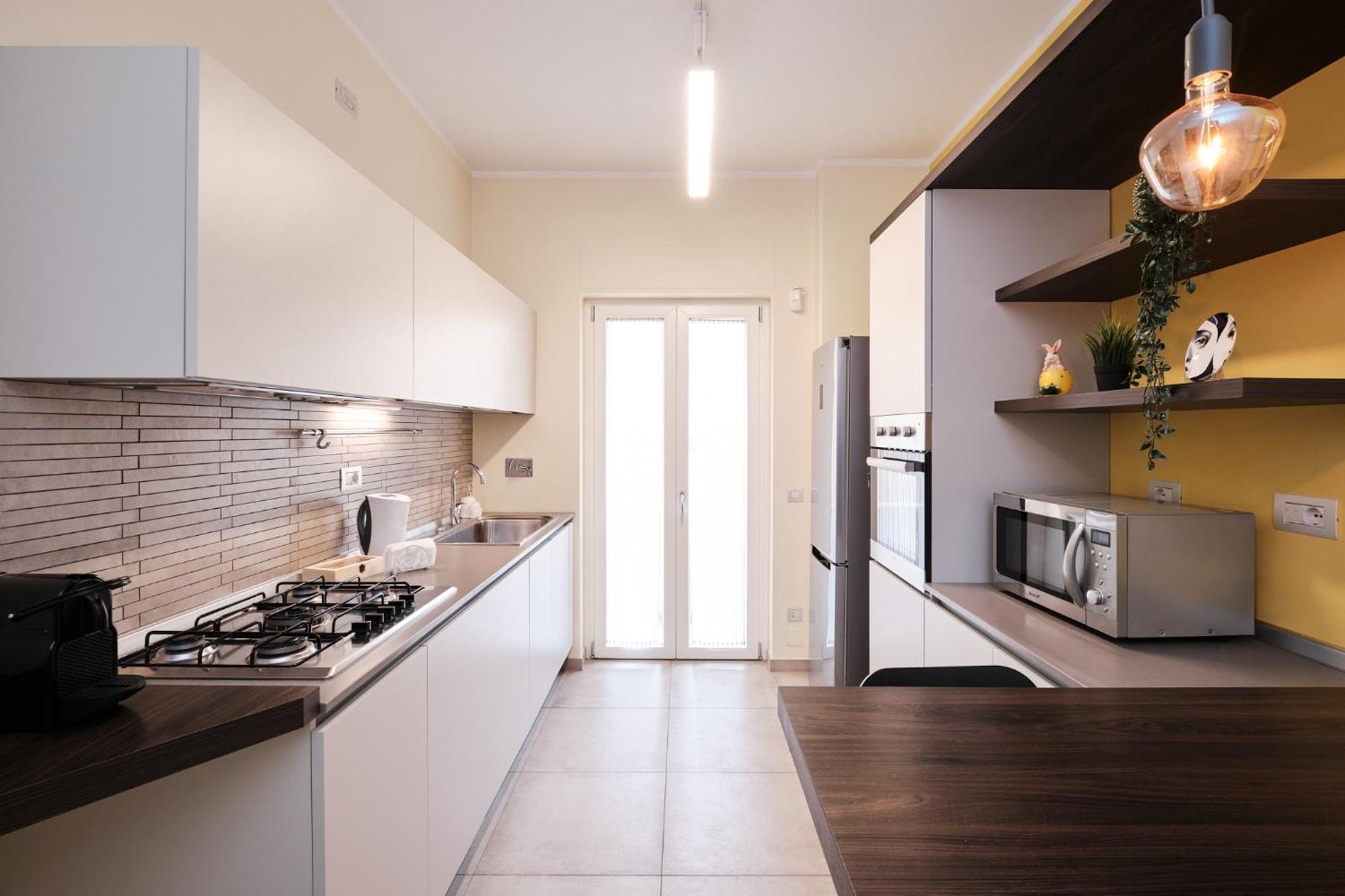 Moderno A 5 Minuti Dalla Metro Apartamento *